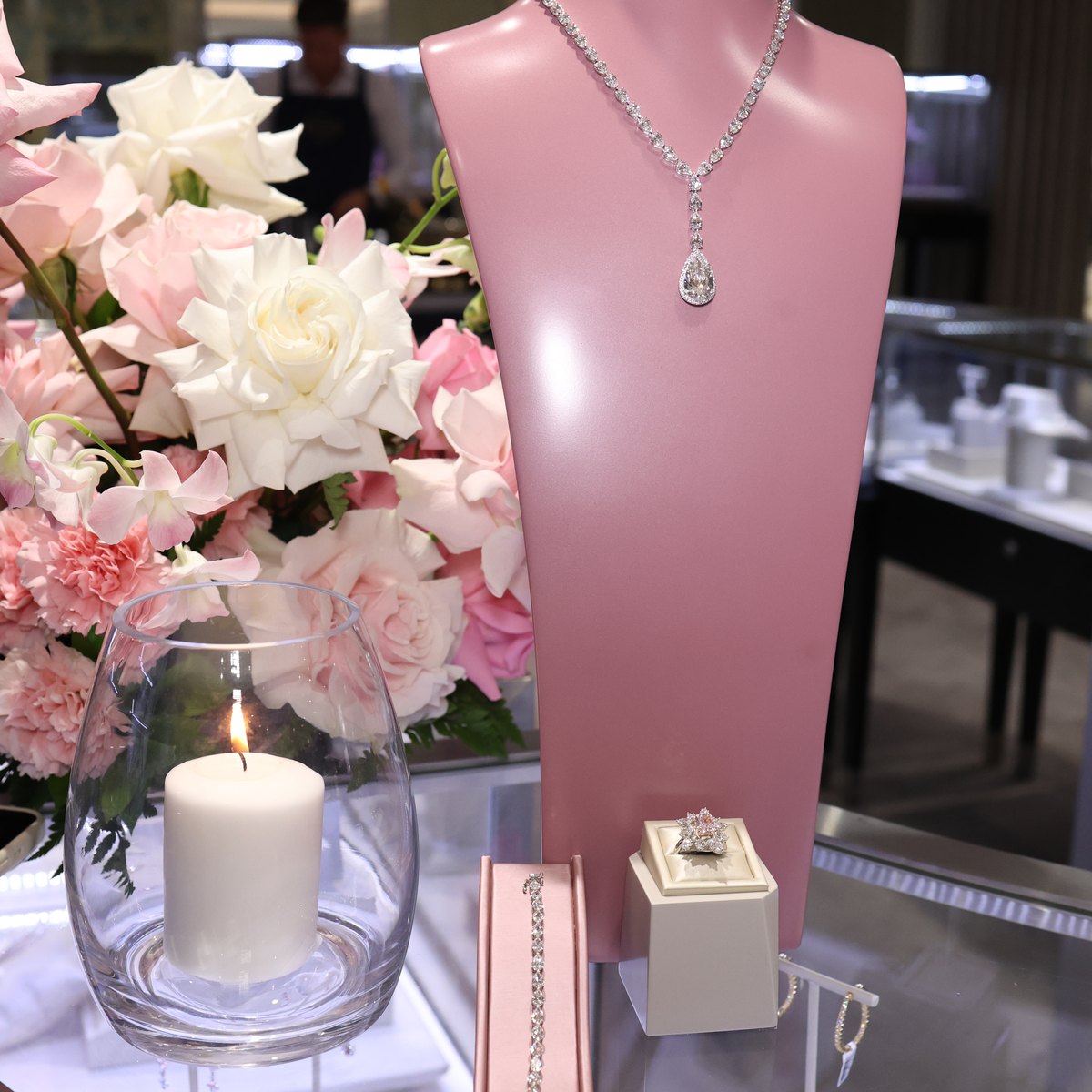 Stefan Diamonds showroom, The Consultation